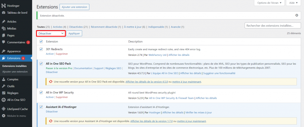 La section des plugins WordPress avec la liste déroulante Actions groupées pointant sur Désactiver en surbrillance.